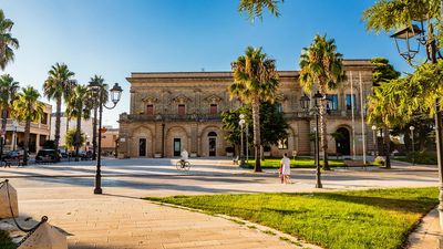 Italian Town Pays People To Move There