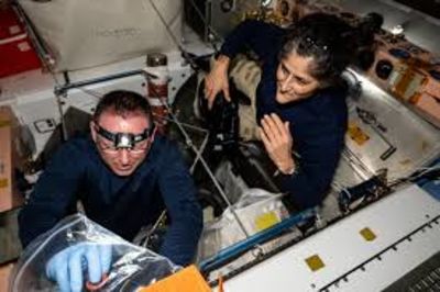 Two Stuck Astronauts To Come Back In Feb
