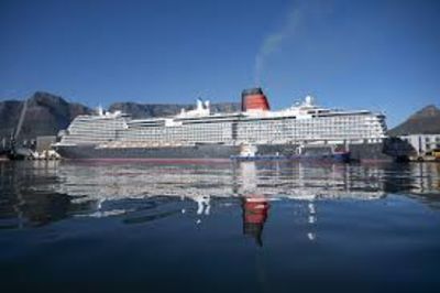 Queen Anne Arrives In Cape Town