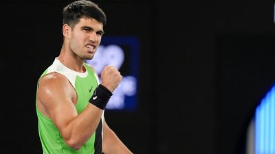 Alcaraz Roars Into Australian Open Second Round