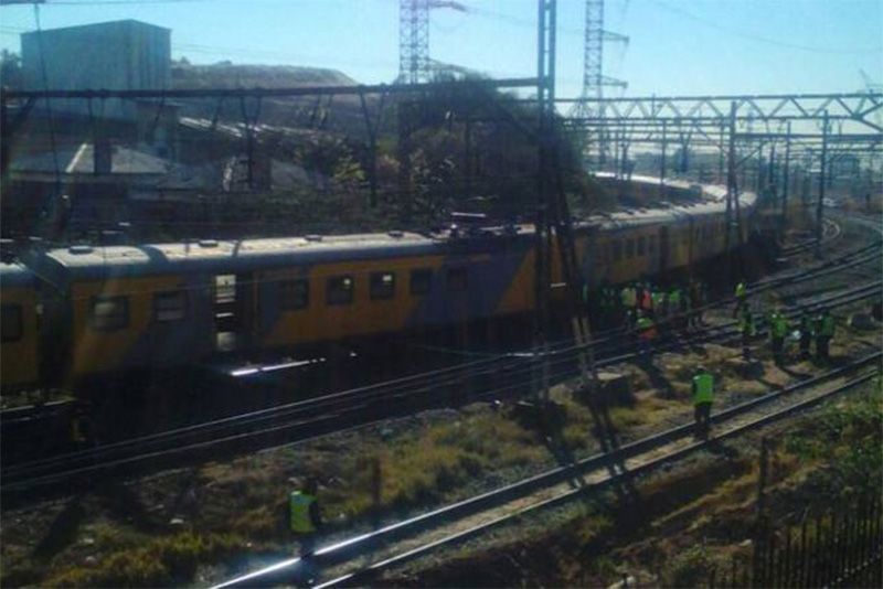 Two trains collided in Johannesburg leaving 100 injured 1