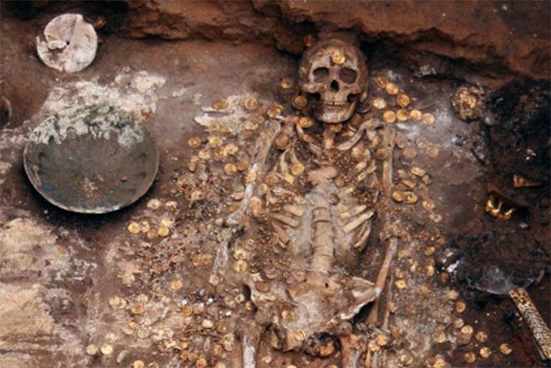 Archaeologists Discover Mass Grave From 13th Century 1