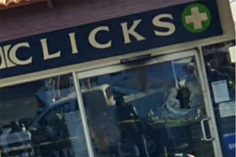 EFF Continues To Vandalize And Burn Clicks Stores Across South Africa 1