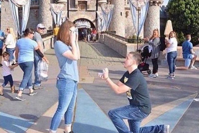 Double Proposal At Disneyland Gets Ridiculed On Social Media 1