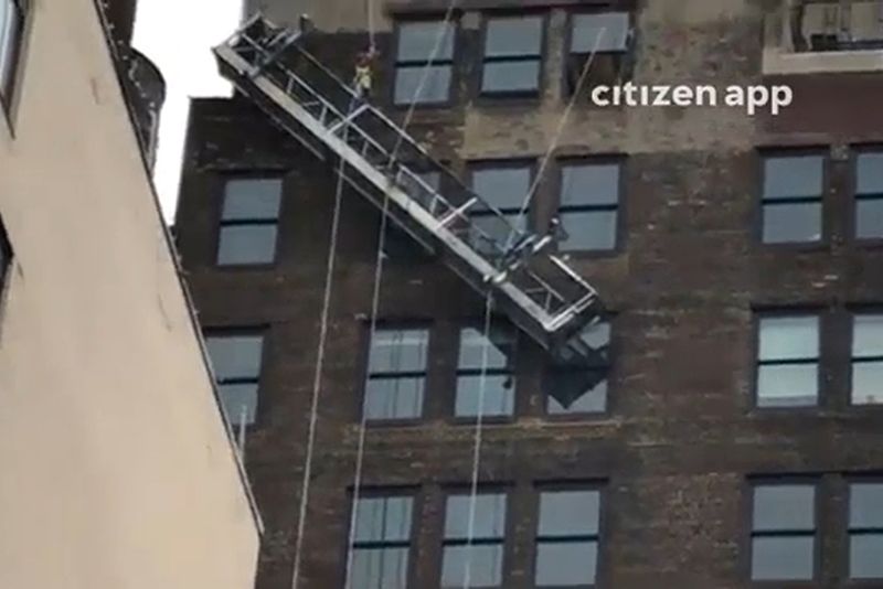 Window Cleaners Dangling From Scaffolding Rescued In NY 1