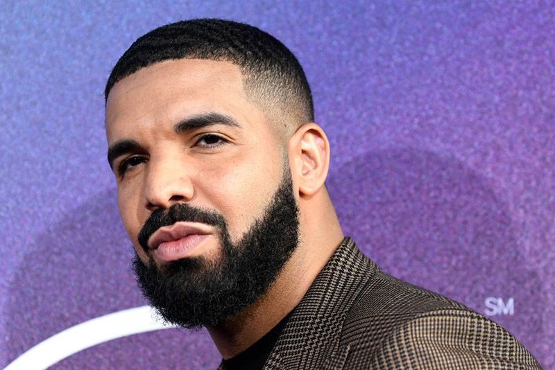 Drake Releases A Scented Candle That Smells Like Him 1
