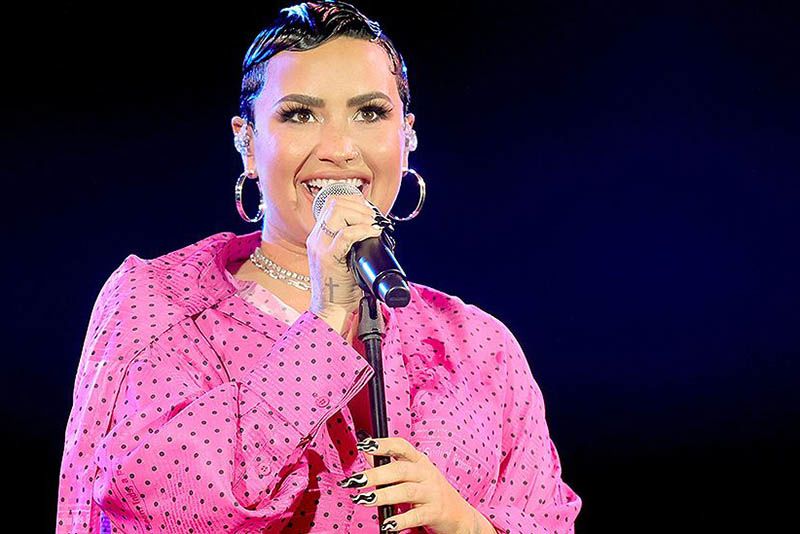 Demi Lovato Comes Out As Non-Binary With Pronouns Of  They And Them 1