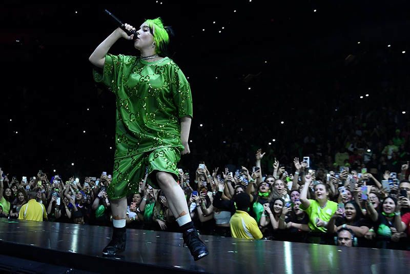 Billie Eilish Is Fan Favourite When Choosing Background Music While Pooping 1
