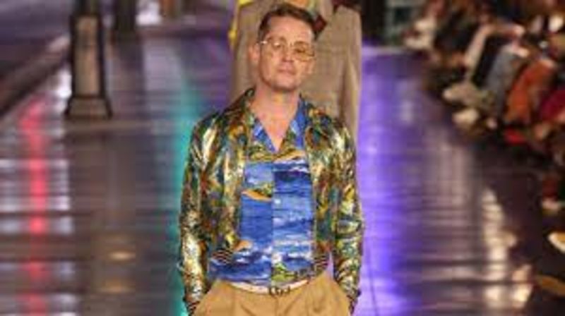 Hollywood Boulevard Transformed Into Gucci Catwalk 1