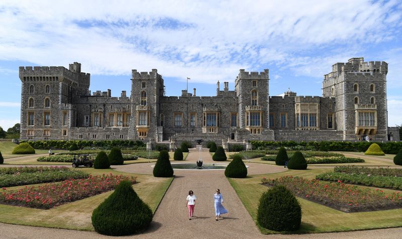 Intruder Acting As a Priest Spends The Night At Windsor Castle 1
