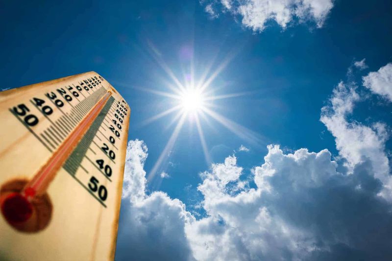 Heatwave Across Three Provinces 1
